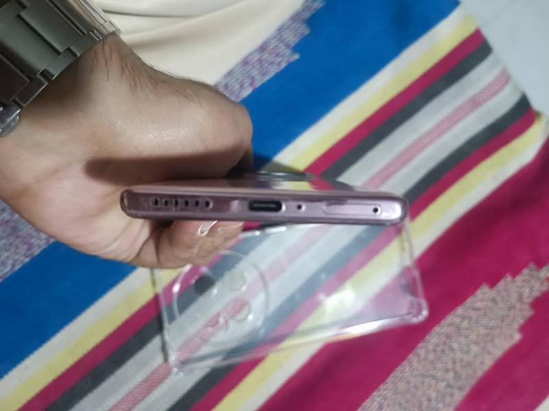 Infinix Zero 40 4