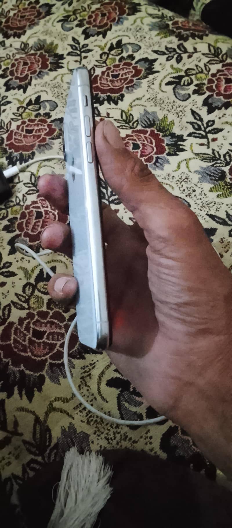 Apple iPhone X 4
