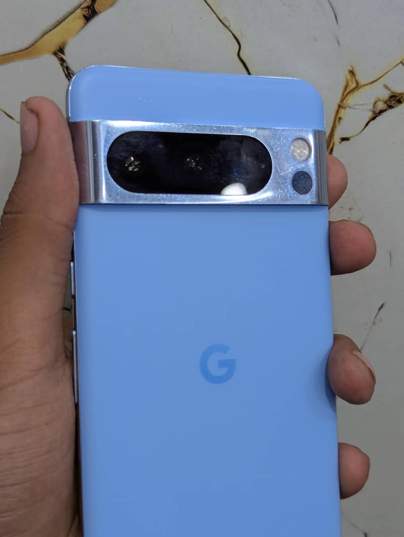 Google Pixel 8 Pro 0