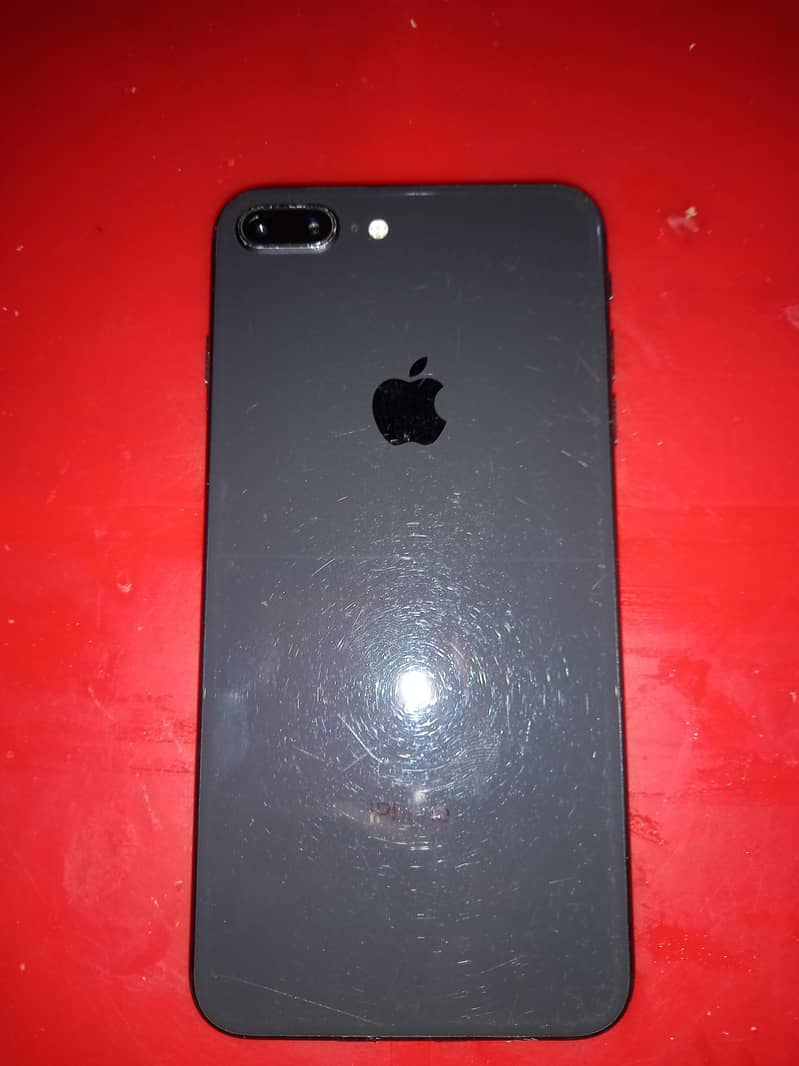 Apple iPhone 8 Plus 0