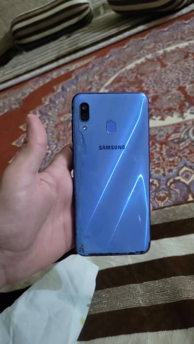 Samsung Mobile A30