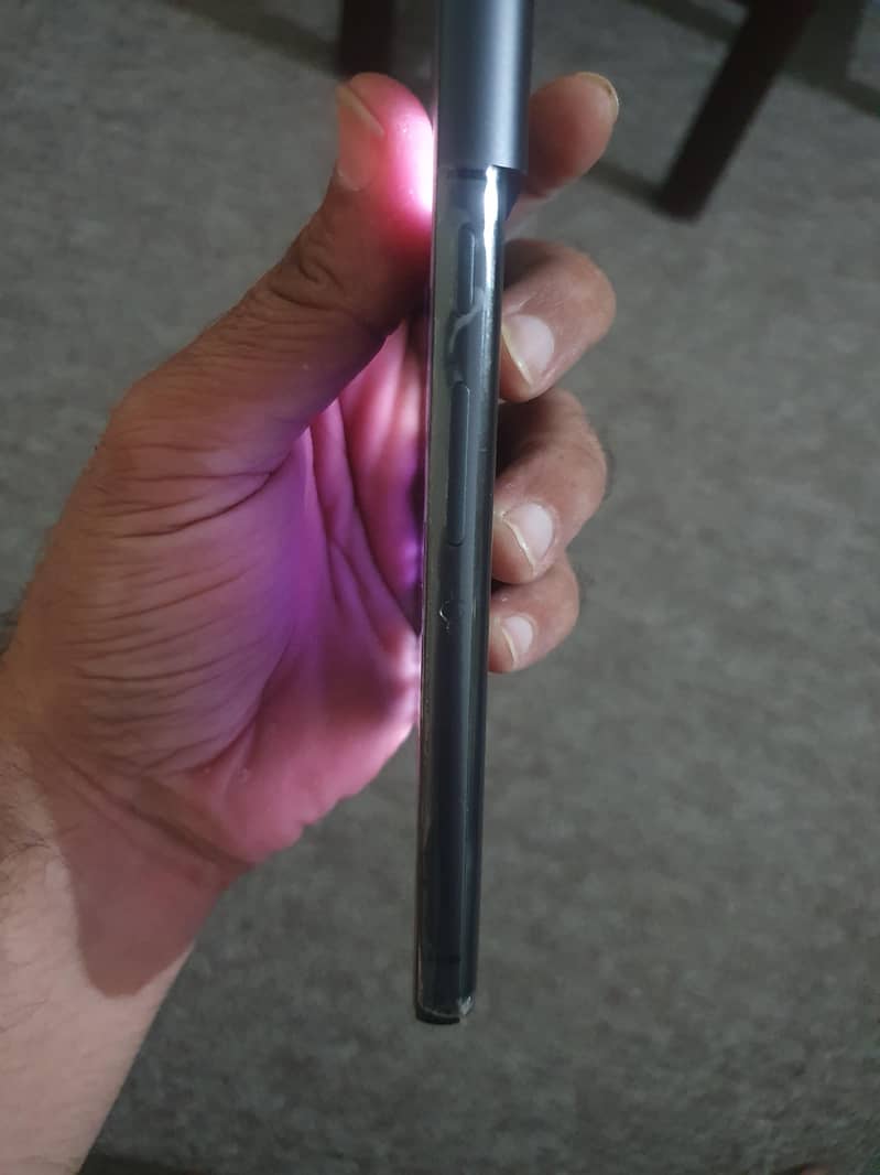 Google Pixel 8 2