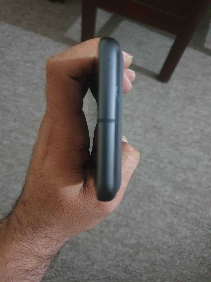 Google Pixel 8 5