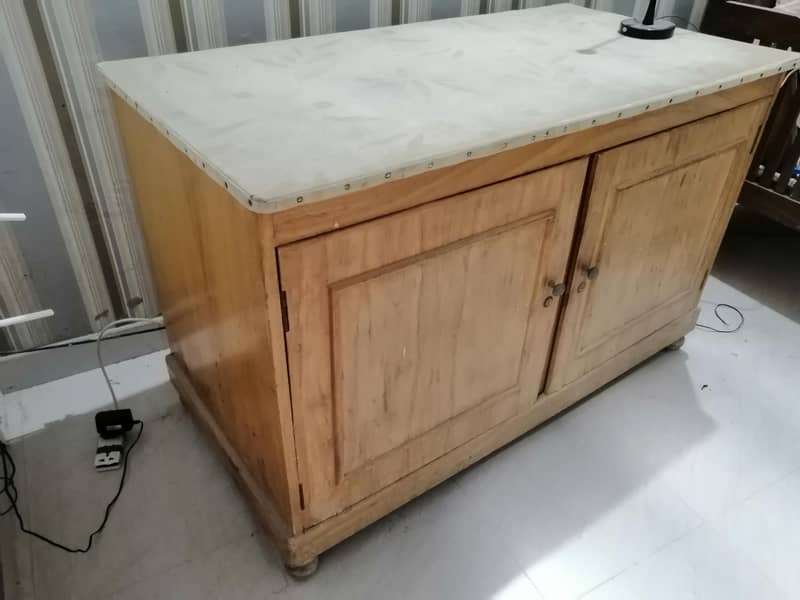 Iron table 1