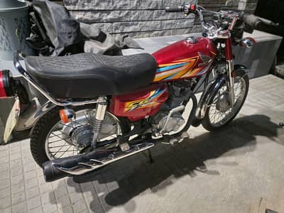 honda 125 full kark and genuine