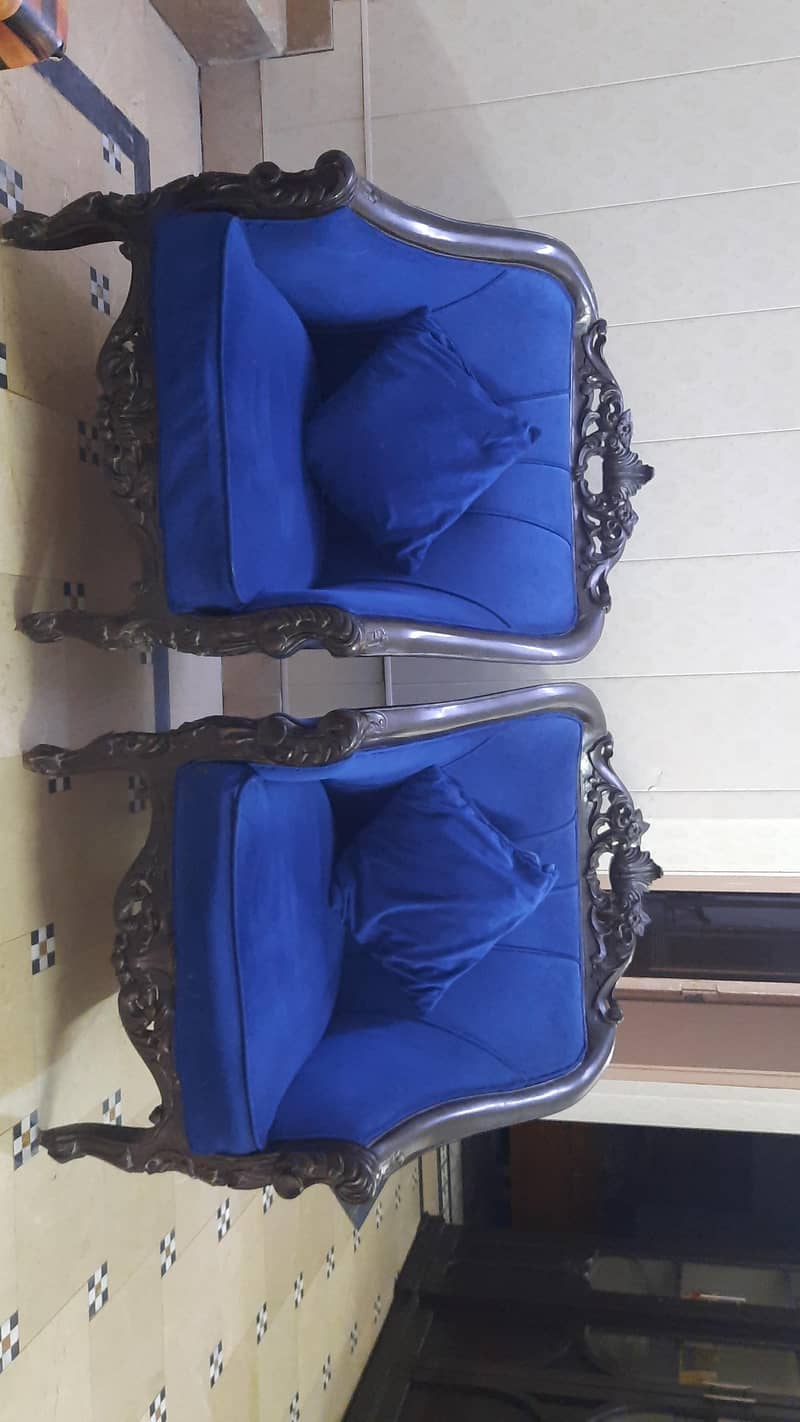 excellent condition sofas 0