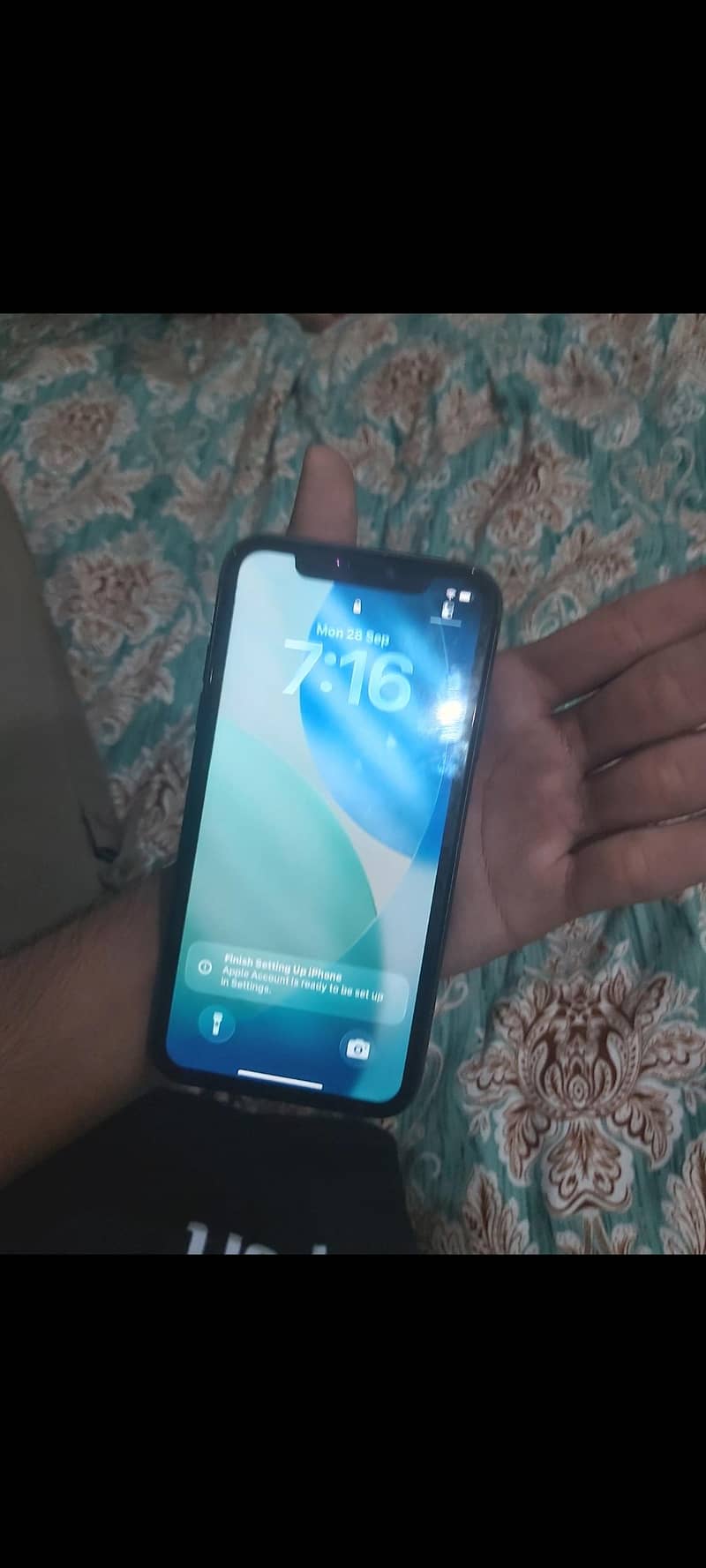 Apple iPhone 11 0