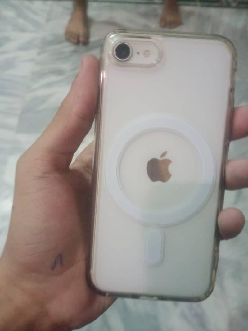 Apple iPhone SE 0