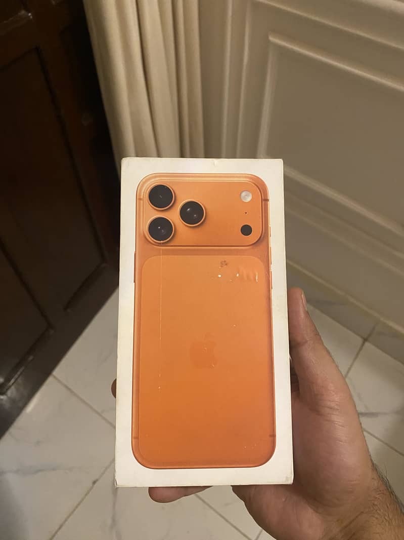 Apple iPhone 17 Pro Max 5