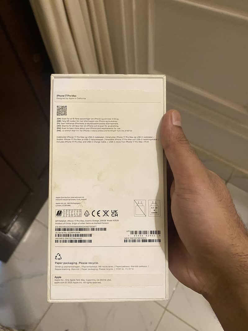 Apple iPhone 17 Pro Max 6