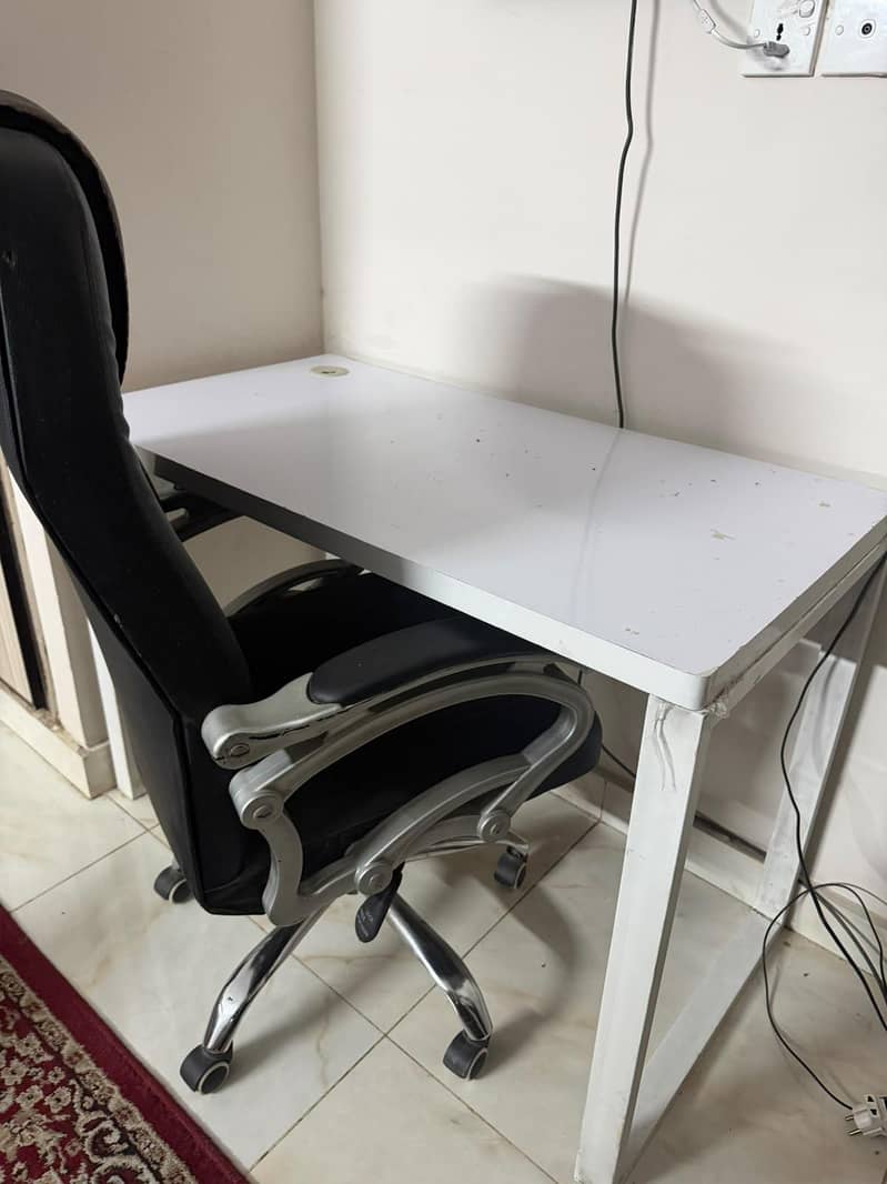 Console table with Chair 3