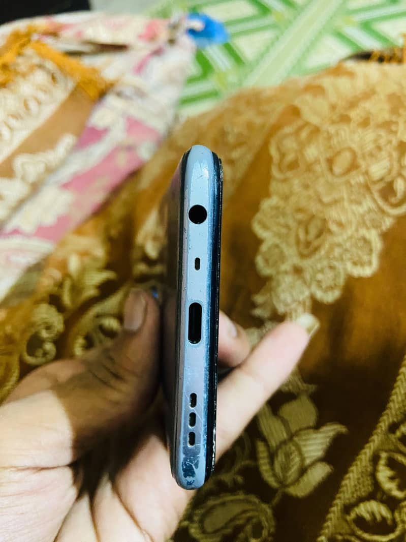 OPPO A54 5