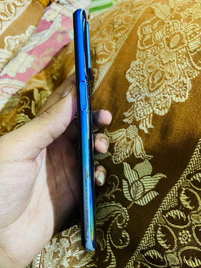 OPPO A54 7