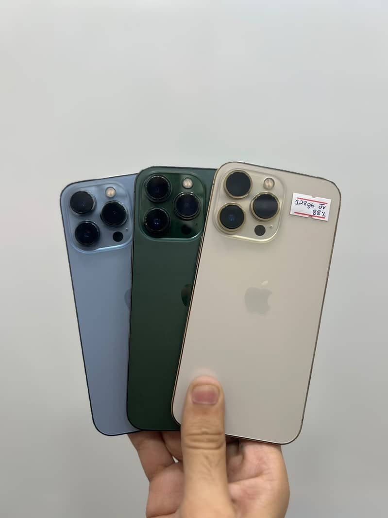 Apple iPhone 13 Pro 0