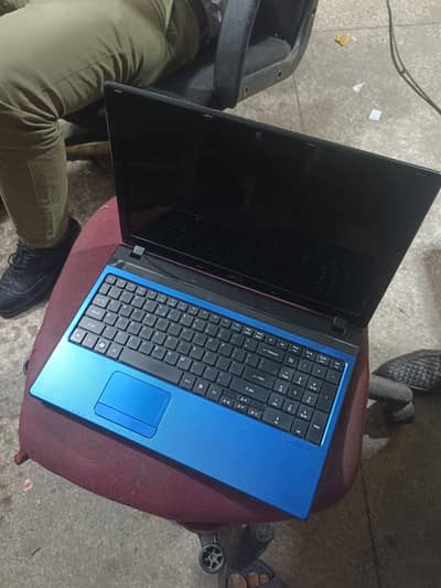 Acer aspire AMD A6 3rd generation 6Gb ram 250Gb rom