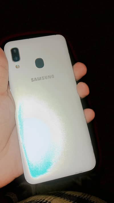 Samsung Mobile A20