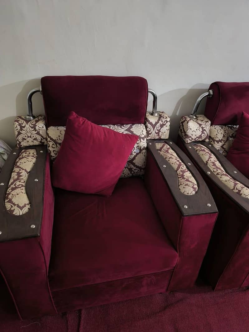 2 Sofa sets 3