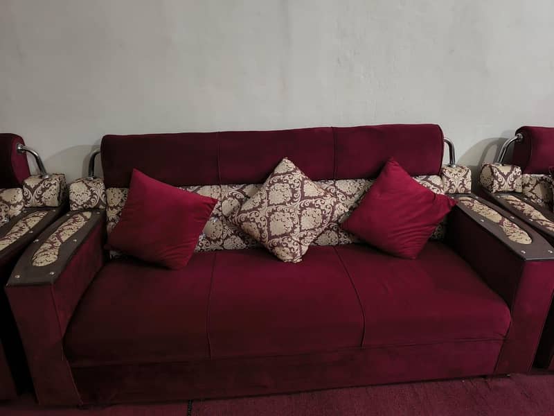 2 Sofa sets 4