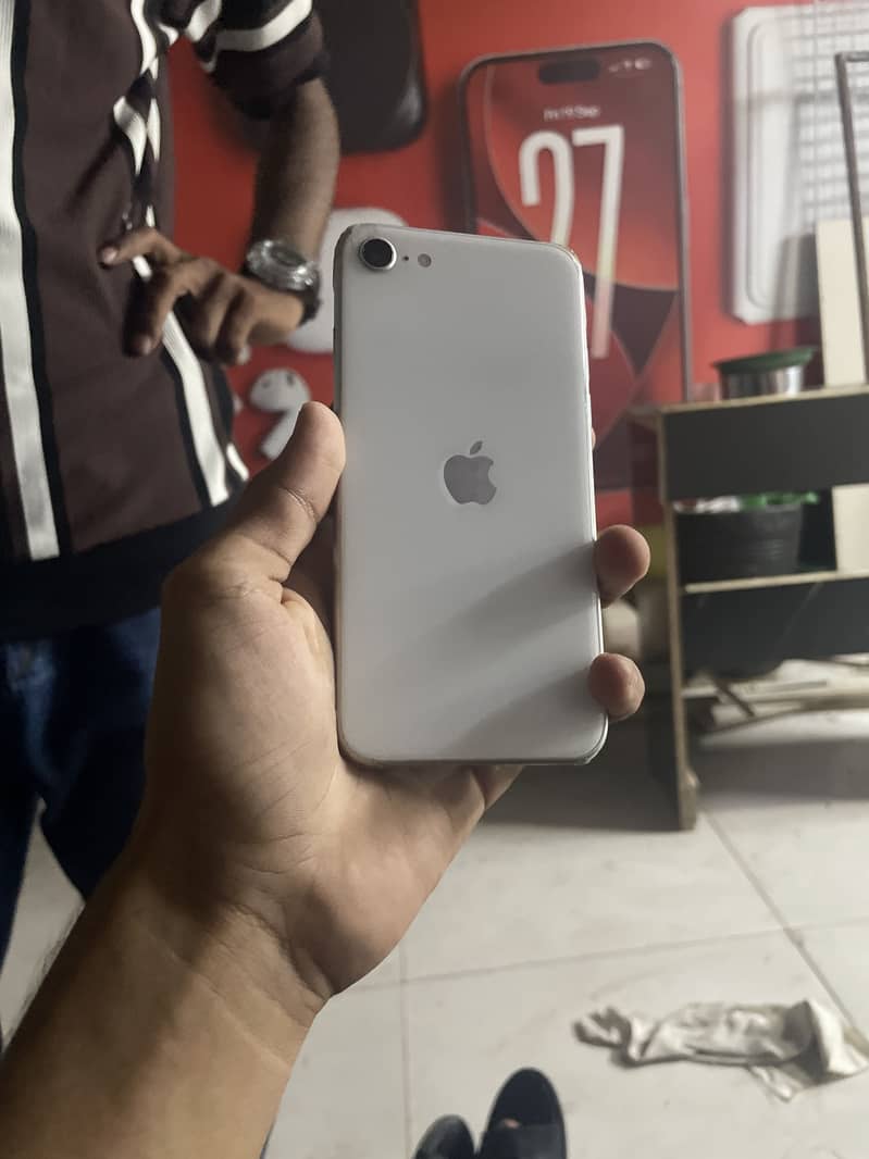 Apple iPhone SE 2