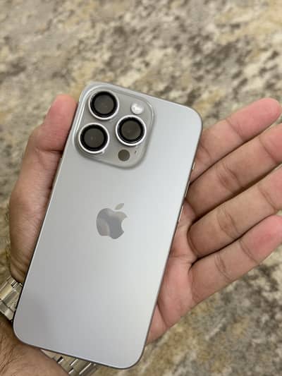 Apple iPhone 15 Pro