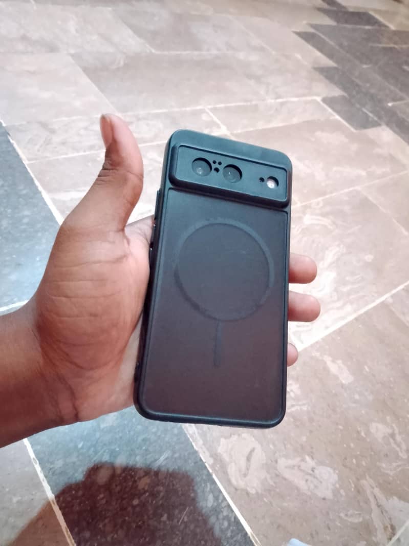 Google Pixel 8 2