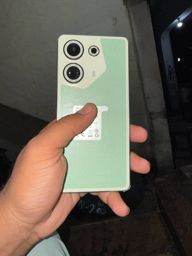 Tecno CAMON 20 1