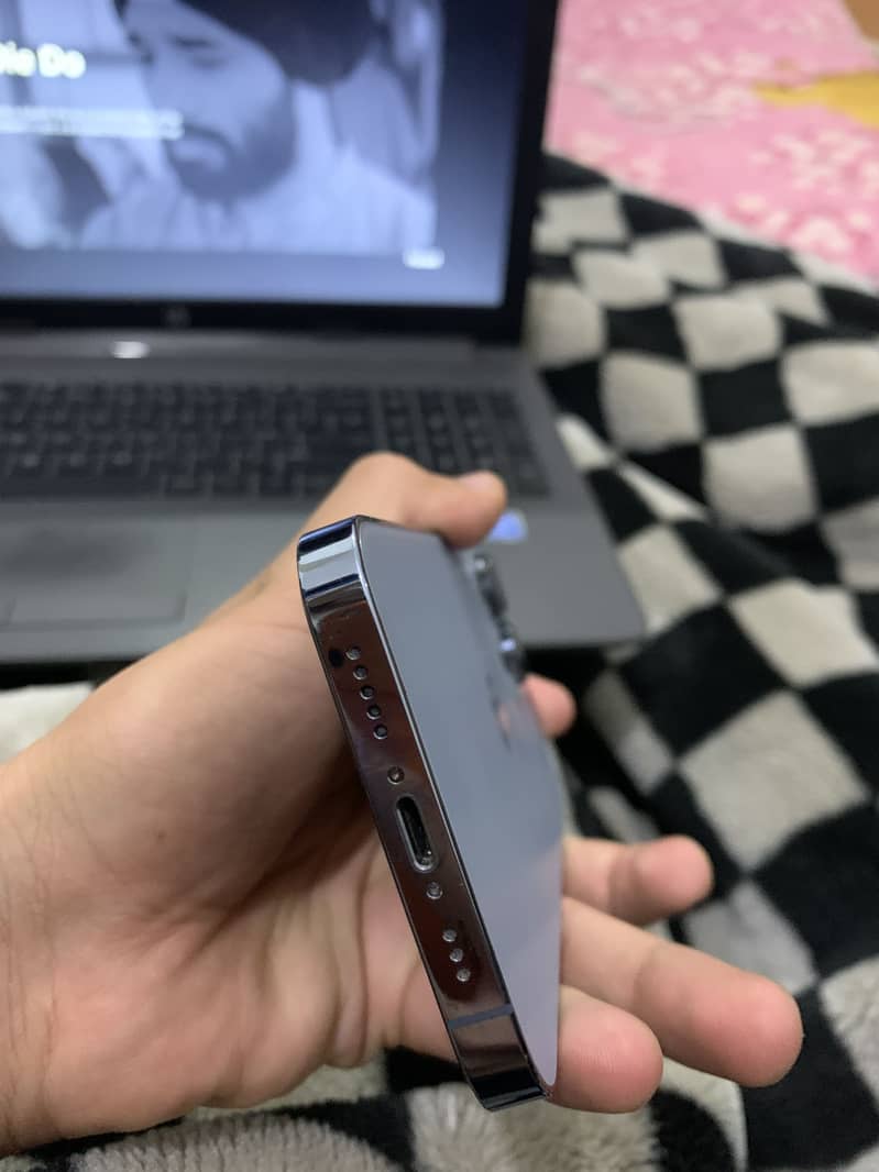 Apple iPhone 13 Pro 3