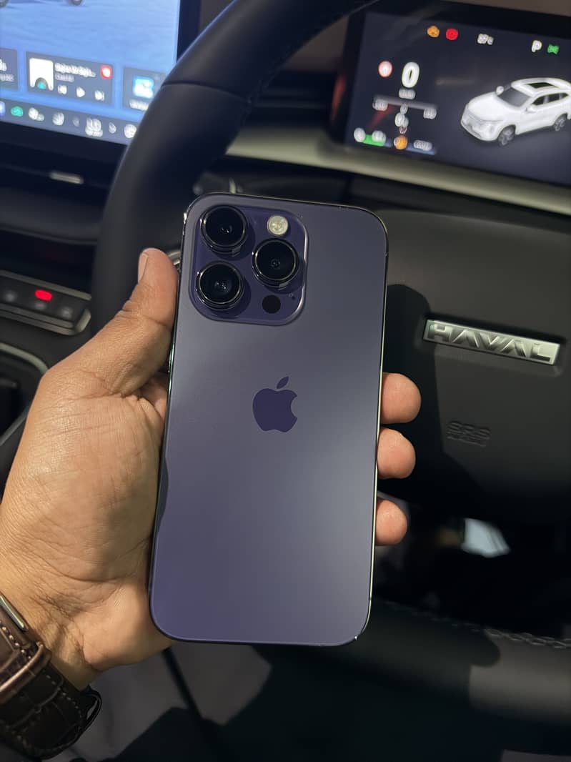Apple iPhone 14 Pro 0