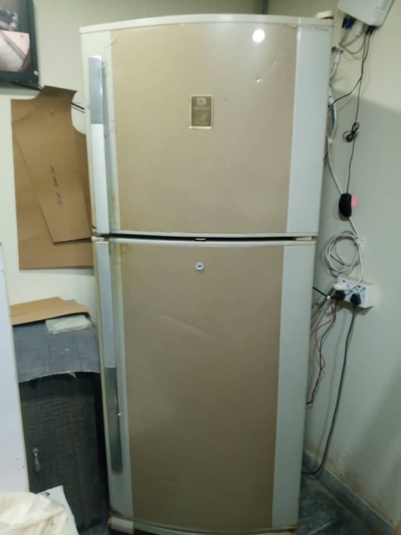 Dawlance fridge 0