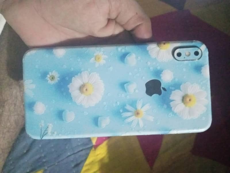 Apple iPhone XS Max 1