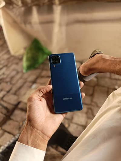 Samsung Mobile A12