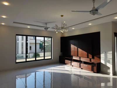 Luxurious spacious designer House Brand New GROUND PORTION 3BED Best Location This House in Soan Garden Block H Near TO Highway
