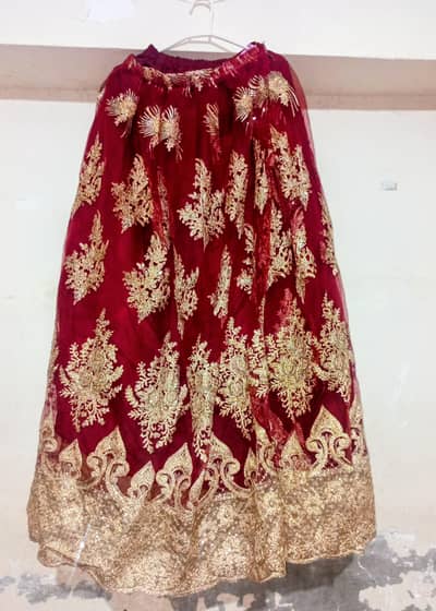 new bridal lehenga only 6 hours used