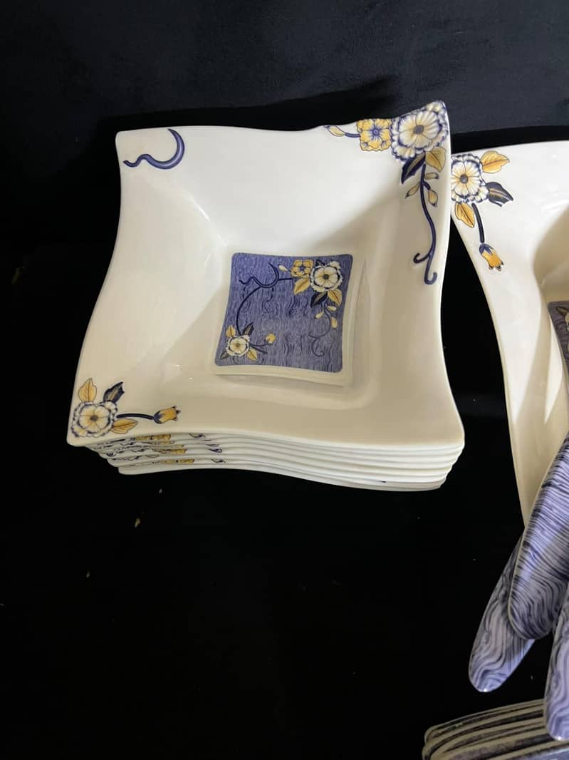 new dinner set 8