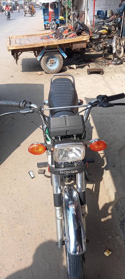 Honda 125 2015 black colour