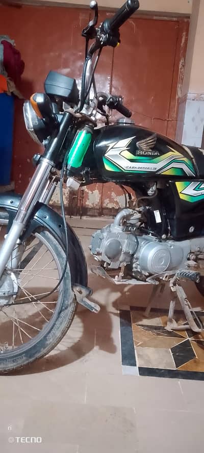 bike  video b hai ksi chaye hai((03253695072))