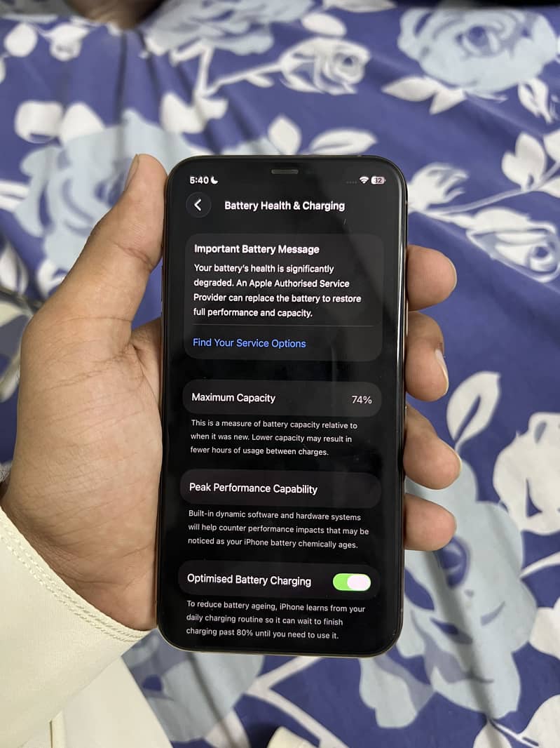 Apple iPhone 11 Pro 3