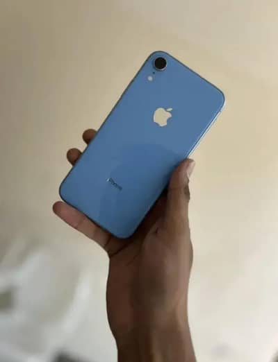 Apple iPhone XR
