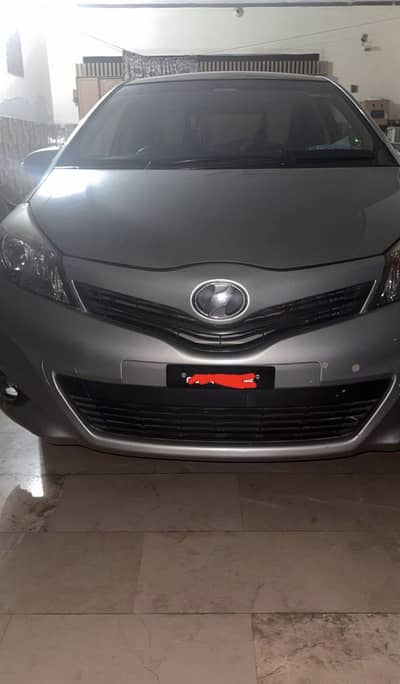 Toyota Vitz 2013