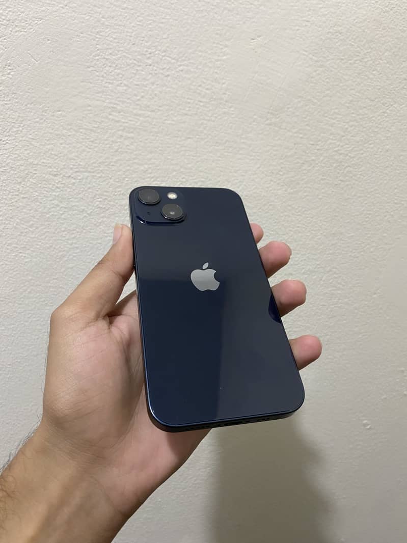 Apple iPhone 13 1
