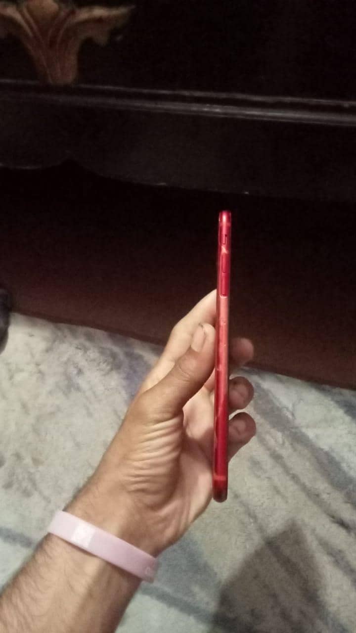 Apple iPhone 8 Plus 0