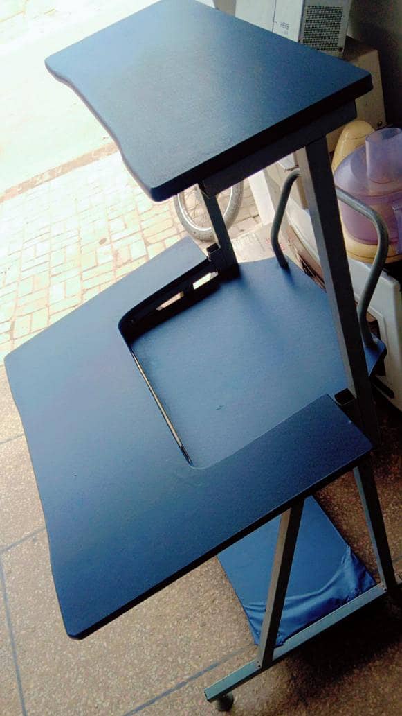 Computer Table for students 3