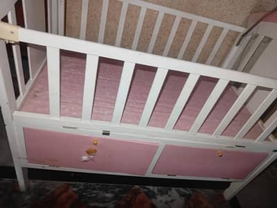 baby cot