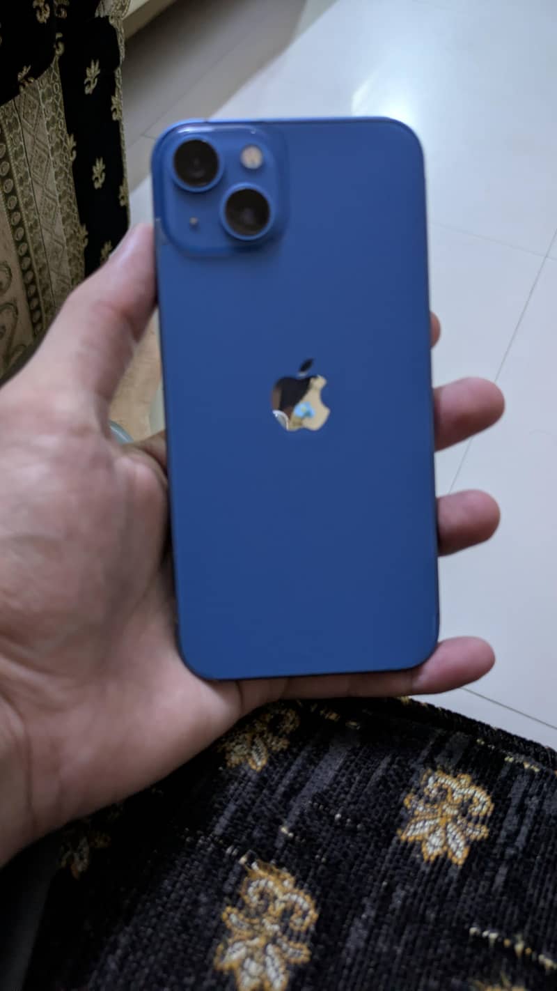 Apple iPhone 13 0