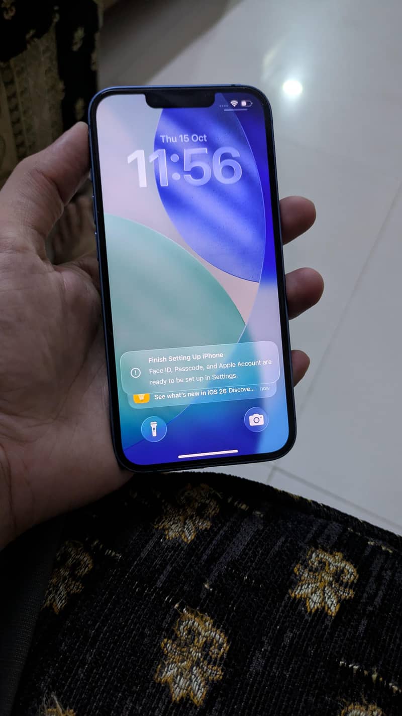 Apple iPhone 13 1
