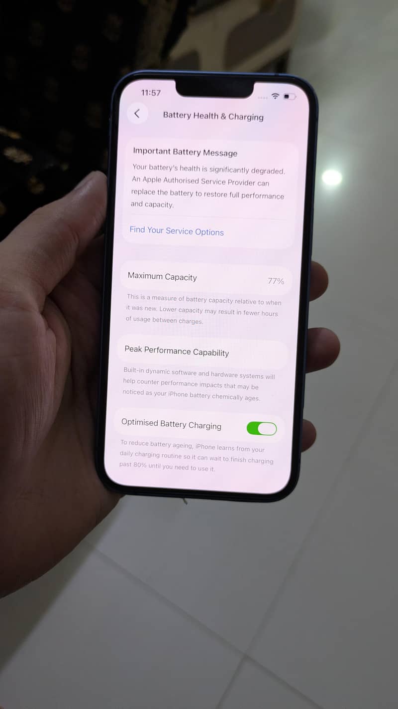 Apple iPhone 13 9