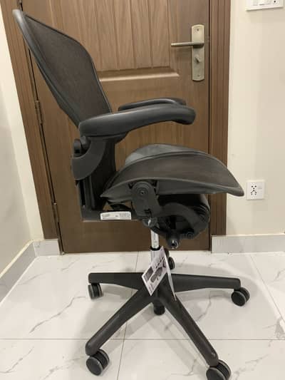 Imported Chair Herman Miller Aeron Size B available In Pakistan