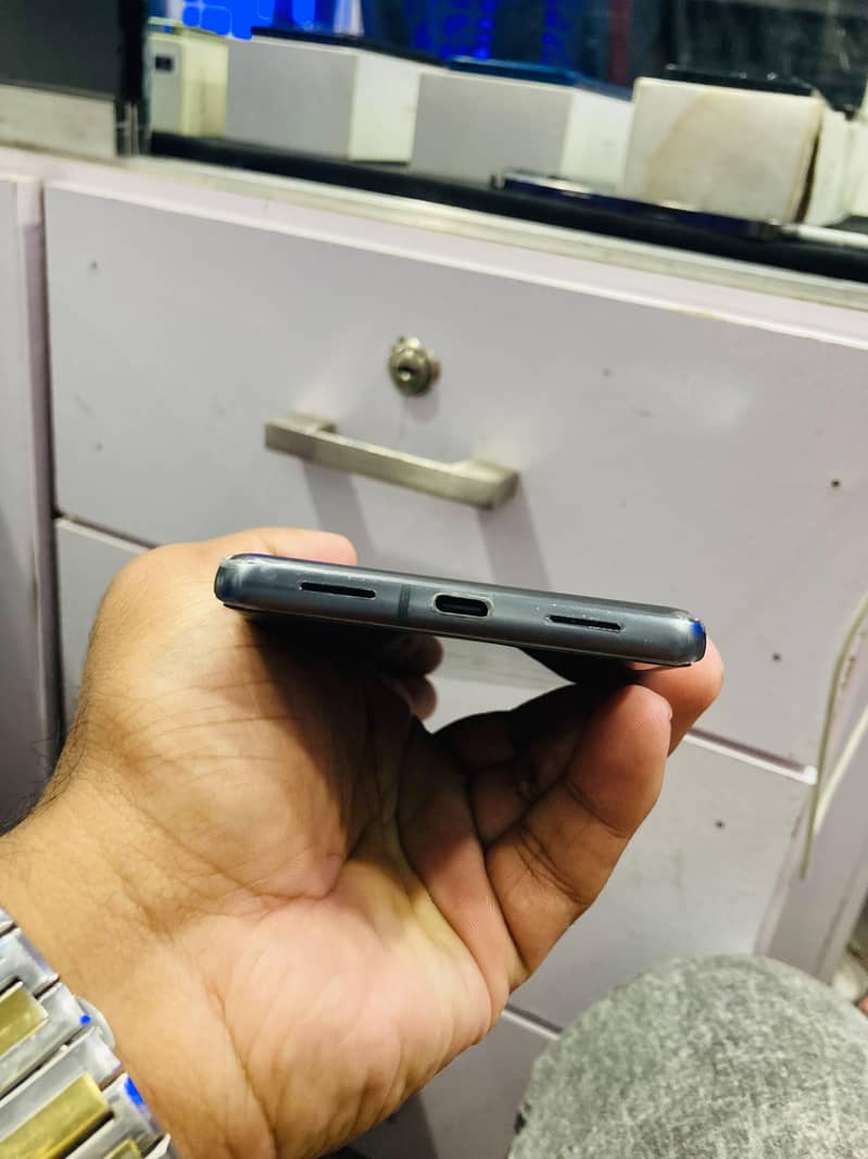 Google Pixel 7 Pro 4