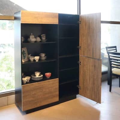 Crockery cupboard