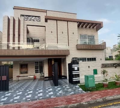 One Kanal Luxury House For Rent In Sector B
